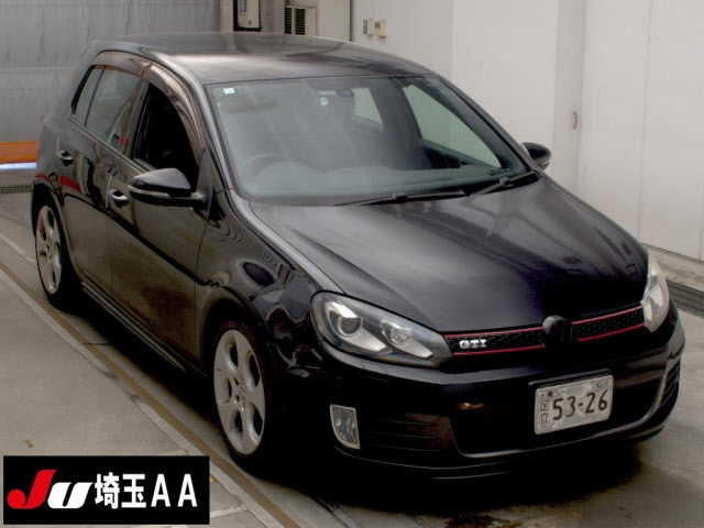 VOLKSWAGEN GOLF 2010