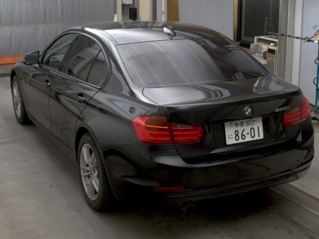 BMW 3 SERIES 2012