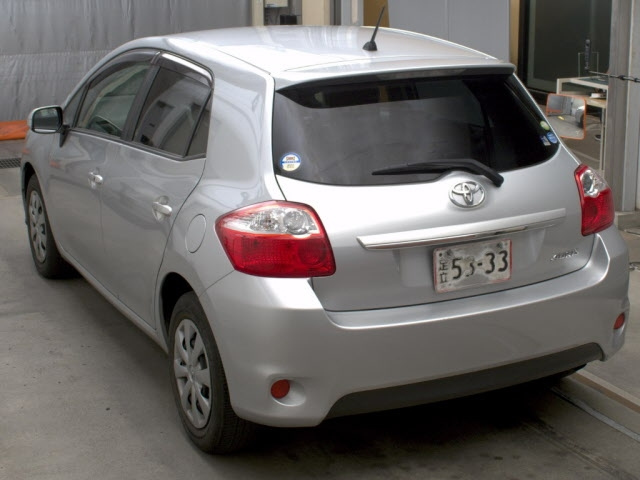 TOYOTA AURIS 2010