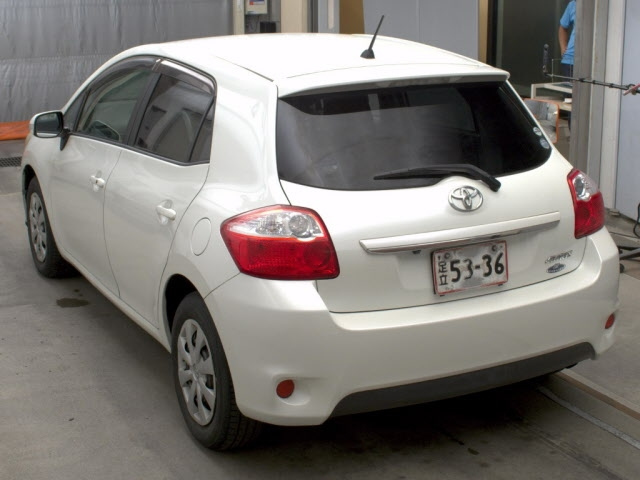 TOYOTA AURIS 2010