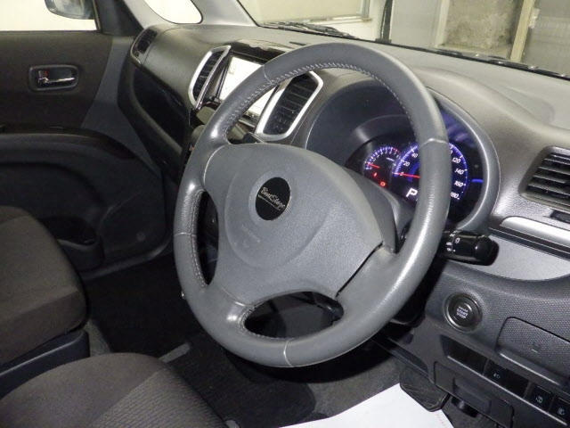 MITSUBISHI DELICA D2 2012