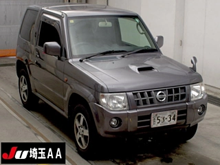 NISSAN KIX 2010