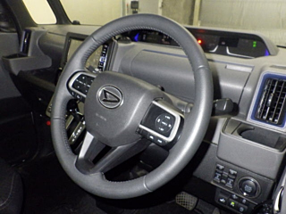 DAIHATSU TANTO 2020
