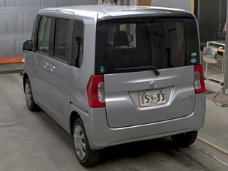 DAIHATSU TANTO 2016