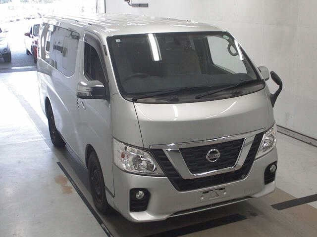NISSAN CARAVAN 2020