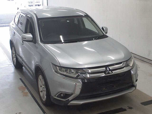 MITSUBISHI OUTLANDER 2015