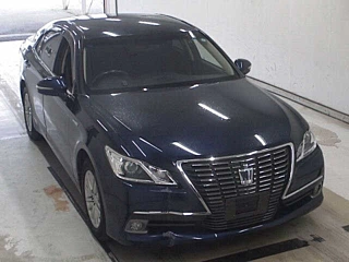 TOYOTA CROWN 2013