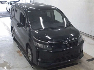 TOYOTA VOXY 2014
