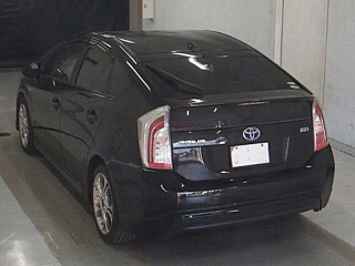 TOYOTA PRIUS 2014