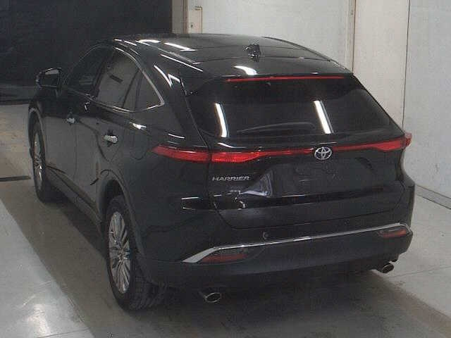 TOYOTA HARRIER 2022