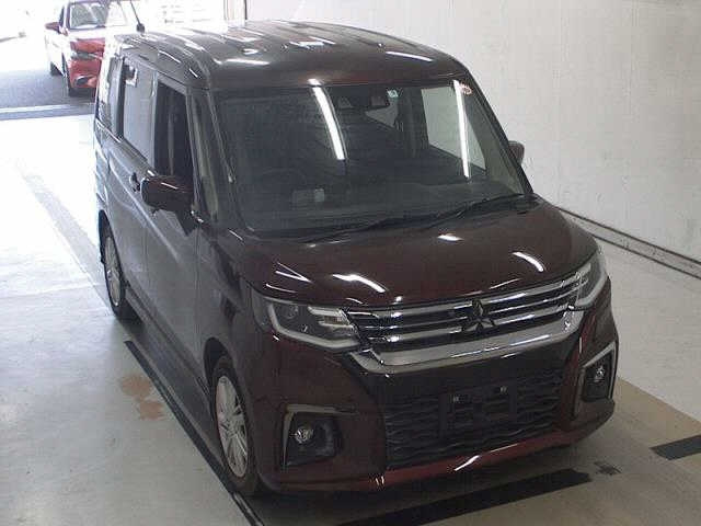 MITSUBISHI DELICA D2 2021