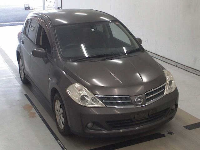 NISSAN TIIDA 2008