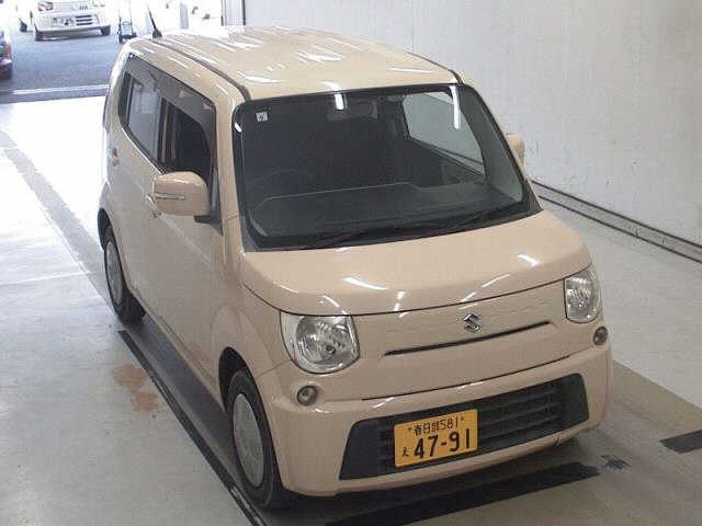 SUZUKI MRWAGON 2011