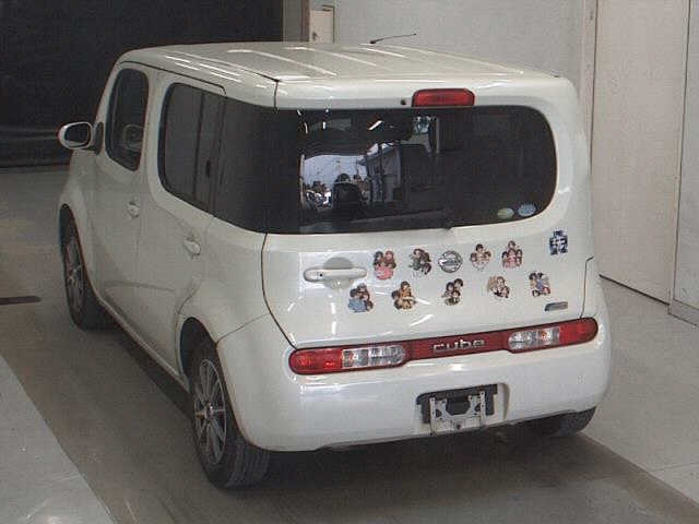 NISSAN CUBE 2011