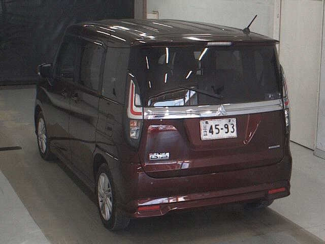 MITSUBISHI DELICA D2 2021