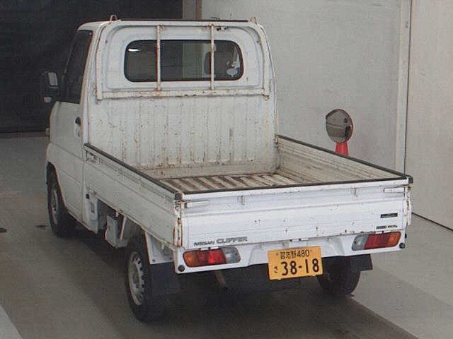 NISSAN CLIPPER TRUCK 2009