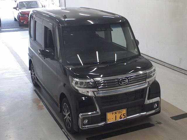 DAIHATSU TANTO 2019