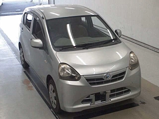 DAIHATSU MIRA E S 2013