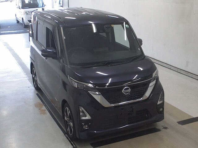 NISSAN ROOX 2020