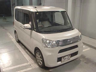 DAIHATSU TANTO 2014