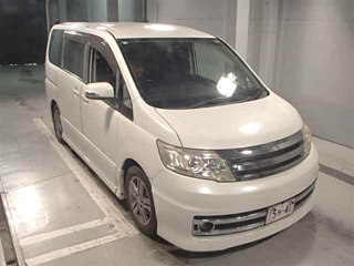 NISSAN SERENA 2010