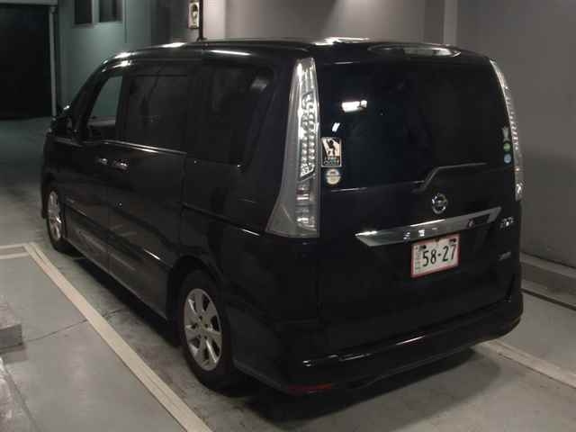 NISSAN SERENA 2013
