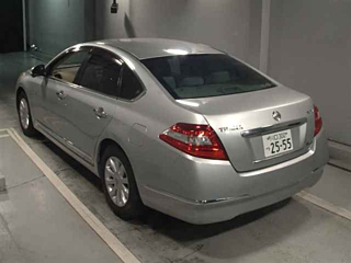 NISSAN TEANA 2011
