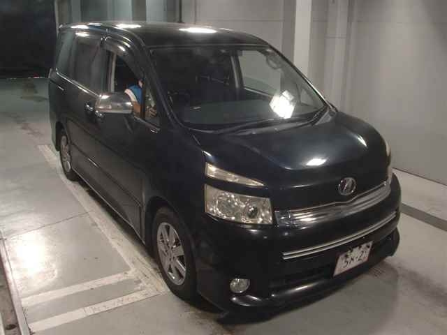 TOYOTA VOXY 2008
