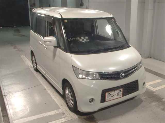 NISSAN ROOX 2012