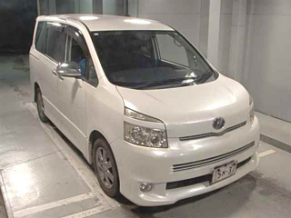 TOYOTA VOXY 2008