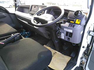 NISSAN ATLAS 2019