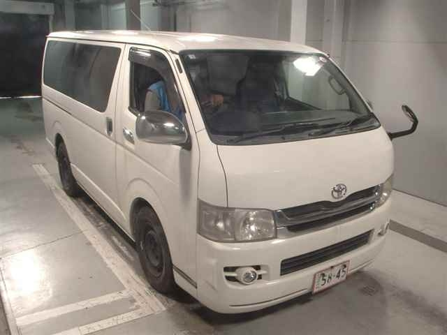 TOYOTA REGIUS ACE VAN 2010