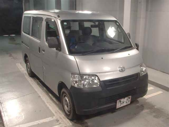 TOYOTA LITE ACE VAN 2020