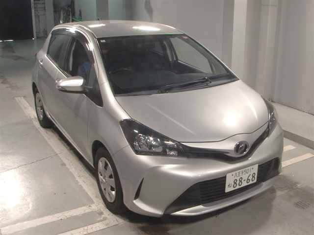 TOYOTA VITZ 2016