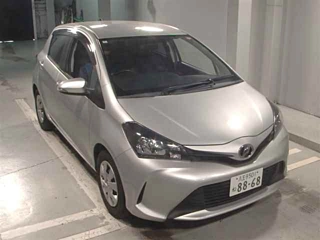 TOYOTA VITZ 2016