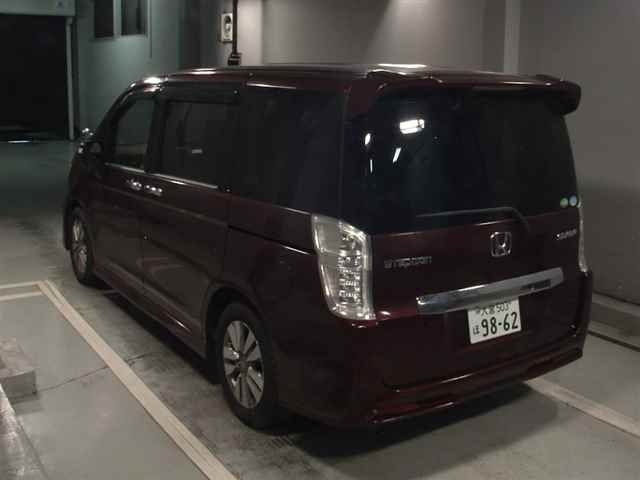 HONDA STEP WAGON 2013