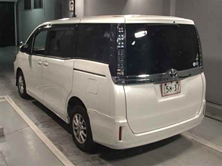TOYOTA VOXY 2016