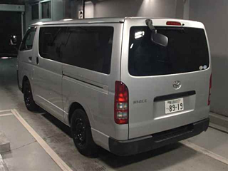 TOYOTA HIACE VAN 2015