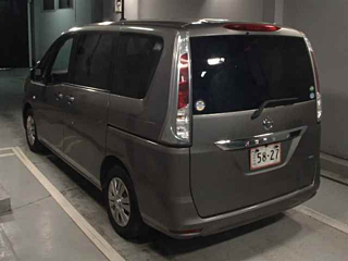 NISSAN SERENA 2012