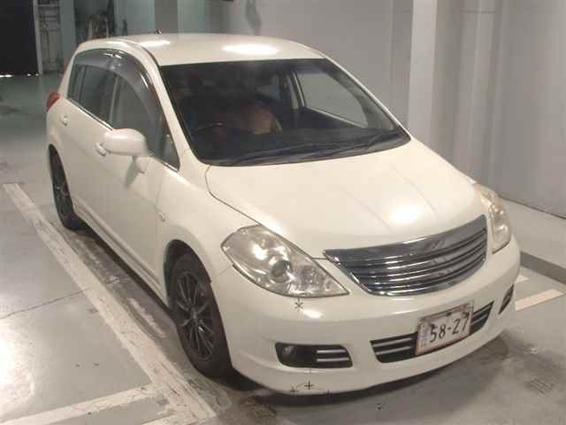 NISSAN TIIDA 2008