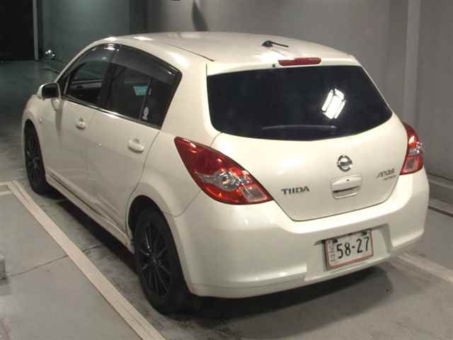 NISSAN TIIDA 2008