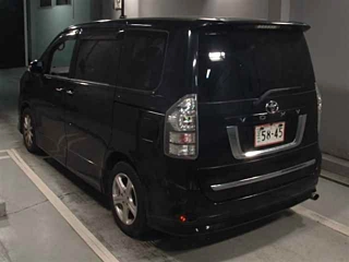 TOYOTA VOXY 2012