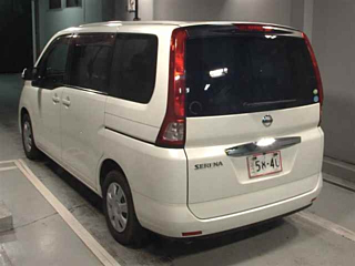 NISSAN SERENA 2010