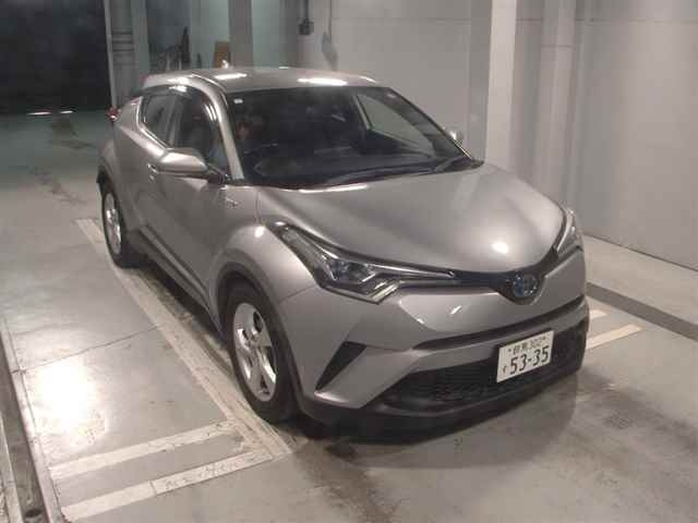 TOYOTA C-HR 2019