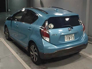 TOYOTA AQUA 2015