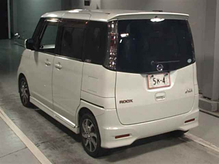NISSAN ROOX 2012