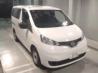 NISSAN NV200 2022