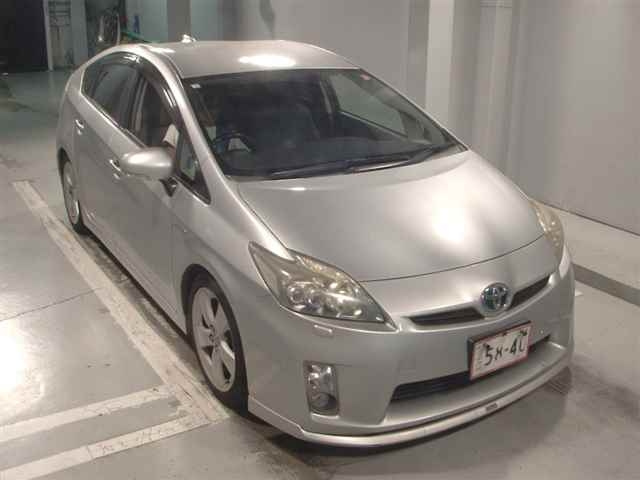 TOYOTA PRIUS 2011