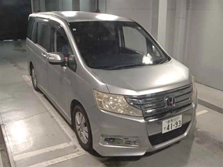 HONDA STEP WAGON 2009