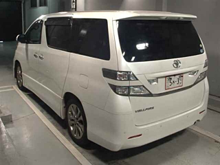 TOYOTA VELLFIRE 2010